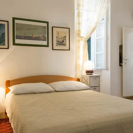 Apartment Old Town Port *